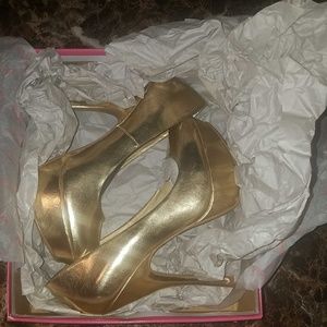Qupid Metallic Gold Heels